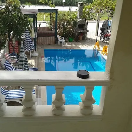 Deniz بيت ضيافة